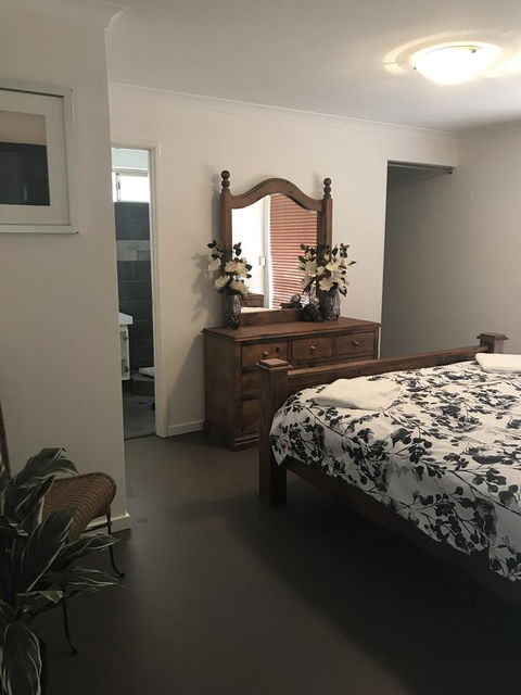 Blue Lake Family Retreat - Accommodation Search 7