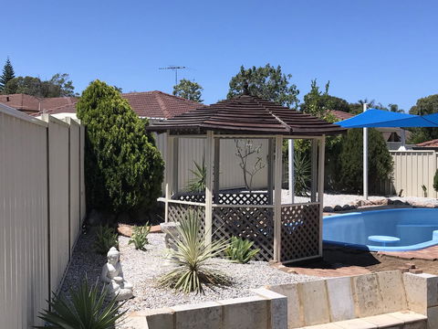 Blue Lake Family Retreat - Accommodation Search 5