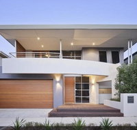 Adele's luxury South Beach apartment with King bed - Accommodation Search