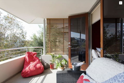 Adele's Luxury South Beach Apartment With King Bed - Accommodation Search 18