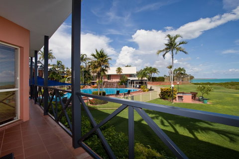 Moonlight Bay Suites - Accommodation Search 10