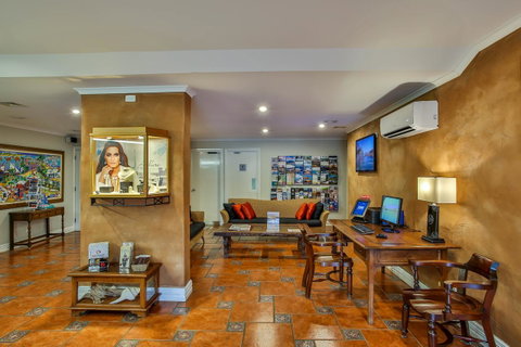 Moonlight Bay Suites - Accommodation Search 19