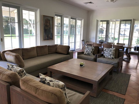Caves Road Guest Houses - Accommodation Search 18
