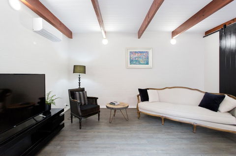 Stay Fresh - Fremantle CBD - Accommodation Search 0