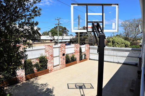 Fremantle Heritage Home For You To Enjoy! - Accommodation Search 8