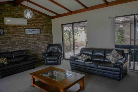Geraldton Holliday Villas - Accommodation Search 7