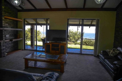 Geraldton Holliday Villas - Accommodation Search 10