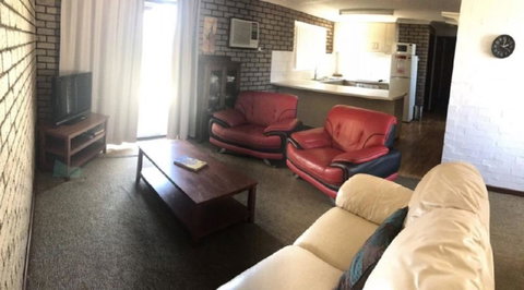 Geraldton Holliday Villas - Accommodation Search 15