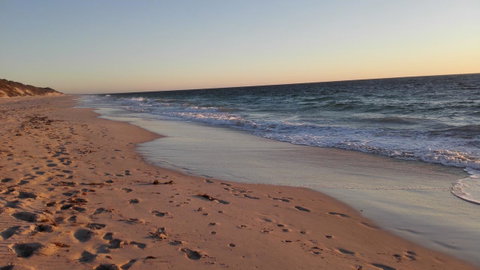 Alkimos Beach Cottage - Accommodation Search 6