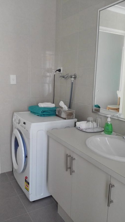Alkimos Beach Cottage - Accommodation Search 11