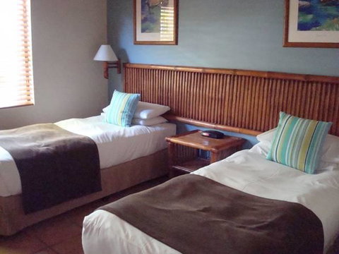 Presidential Bungalow - Accommodation Search 4