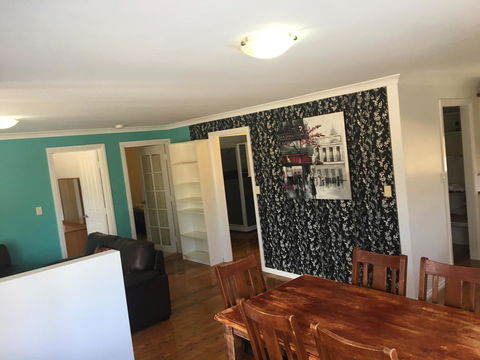 Esperance Central Accommodation - Accommodation Search 31