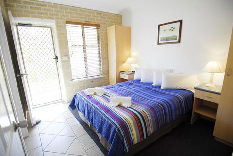 Esperance Central Accommodation - Accommodation Search 41