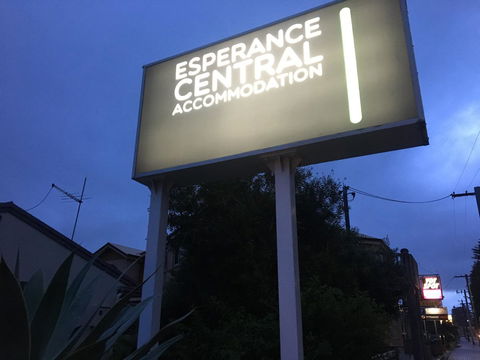 Esperance Central Accommodation - Accommodation Search 12
