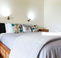 Karri Aura - Accommodation Search