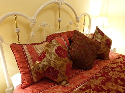 The Blacksmiths Cottage - Accommodation Search 0