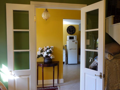 The Blacksmiths Cottage - Accommodation Search 6
