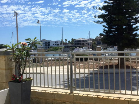 Studio Style Mindarie Marina - Accommodation Search 1