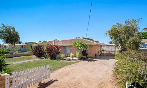 The Bluff Point - Accommodation Search 8