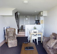 Oceanside 8 - Accommodation Search