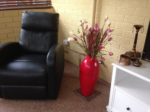 â˜… Stylish Family Home! â˜… - Accommodation Search 4