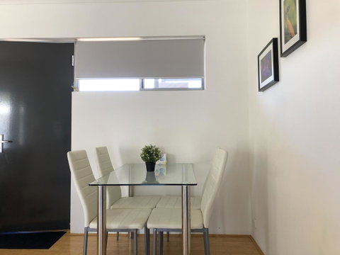 Gerring Court With Free 1 Car Bay Parking - Accommodation Search 15