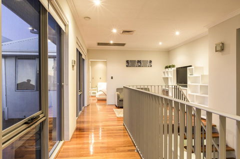 Ambar Villa Between City And Freo - Accommodation Search 20