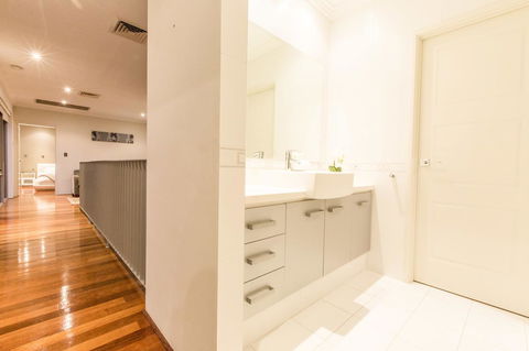 Ambar Villa Between City And Freo - Accommodation Search 18