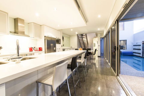 Ambar Villa Between City And Freo - Accommodation Search 13