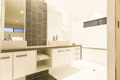Ambar Villa Between City And Freo - Accommodation Search 25