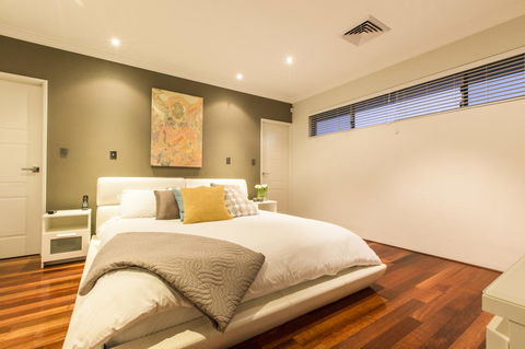 Ambar Villa Between City And Freo - Accommodation Search 0