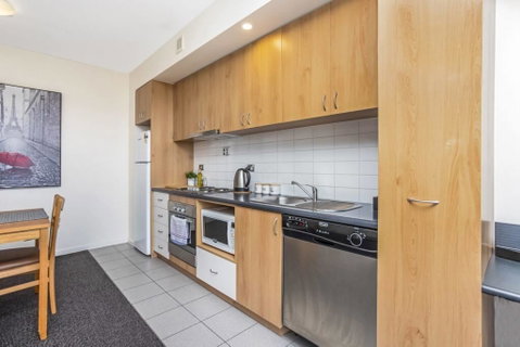 508 Stupendous Sunsets & Views Pool Gym Parking - Accommodation Search 41