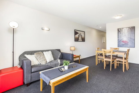 508 Stupendous Sunsets & Views Pool Gym Parking - Accommodation Search 4