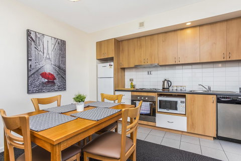 508 Stupendous Sunsets & Views Pool Gym Parking - Accommodation Search 20