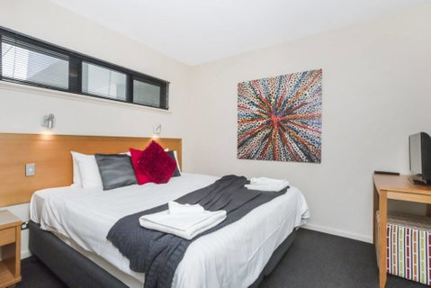 508 Stupendous Sunsets & Views Pool Gym Parking - Accommodation Search 39