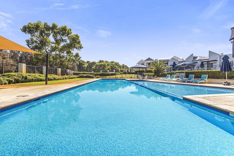 508 Stupendous Sunsets & Views Pool Gym Parking - Accommodation Search 27