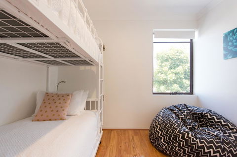 Monument Hill Townhouse - Fremantle - Accommodation Search 12