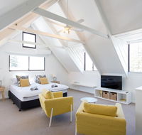 Monument Hill Townhouse - Fremantle - Accommodation Search