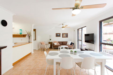 Monument Hill Townhouse - Fremantle - Accommodation Search 15