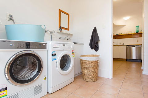 Monument Hill Townhouse - Fremantle - Accommodation Search 20