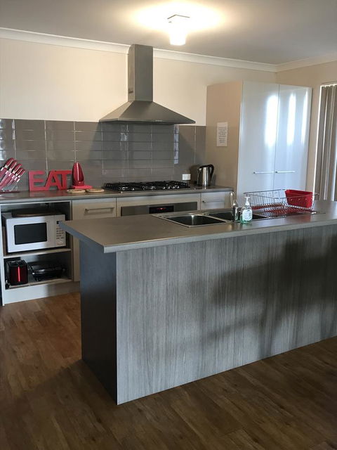 Portree On Sea - Kalbarri - Accommodation Search 9