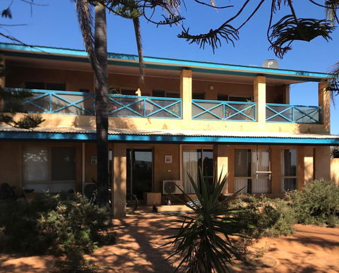 Surf Views - Accommodation Search 12