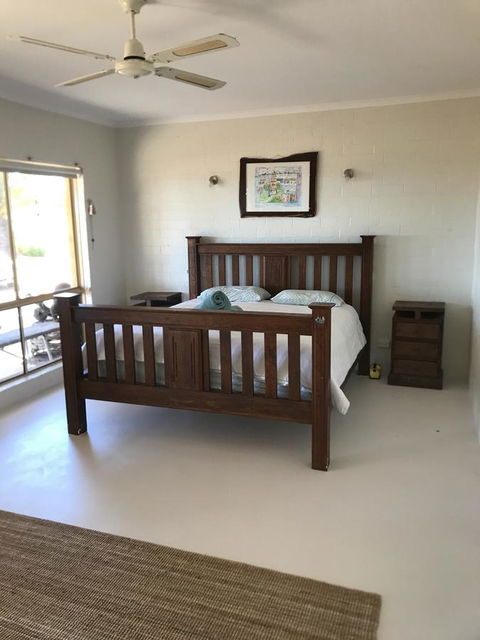 Surf Views - Accommodation Search 9