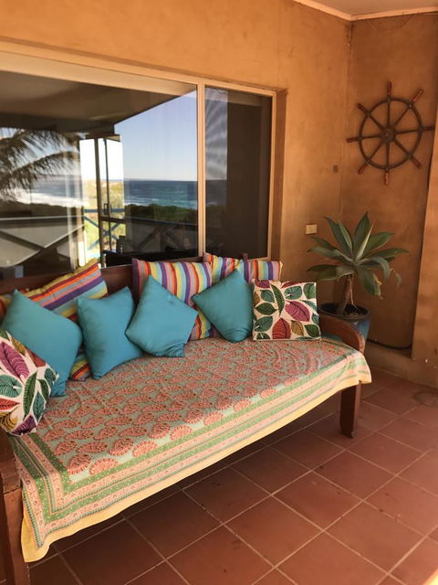 Surf Views - Accommodation Search 11