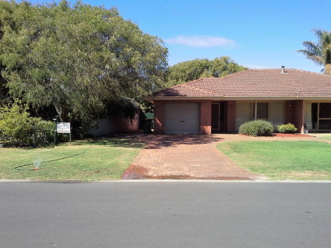 Busselton Beachfront - Accommodation Search 1