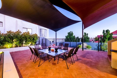 Perth Luxury Accommodation - Accommodation Search 12