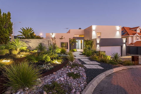 Perth Luxury Accommodation - Accommodation Search 33