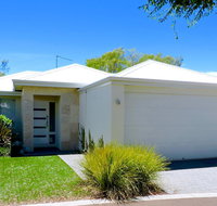 Contemporary Cove - Quindalup - Accommodation Search