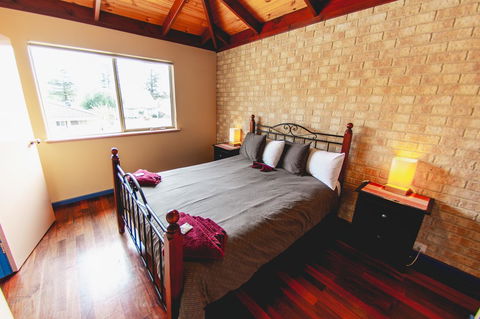 Esperance Foreshore Apartments - Accommodation Search 40