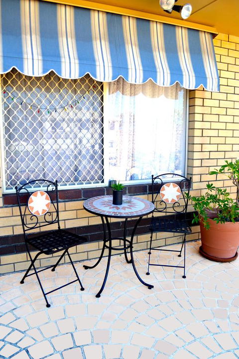Palms Bed & Breakfast - Accommodation Search 21